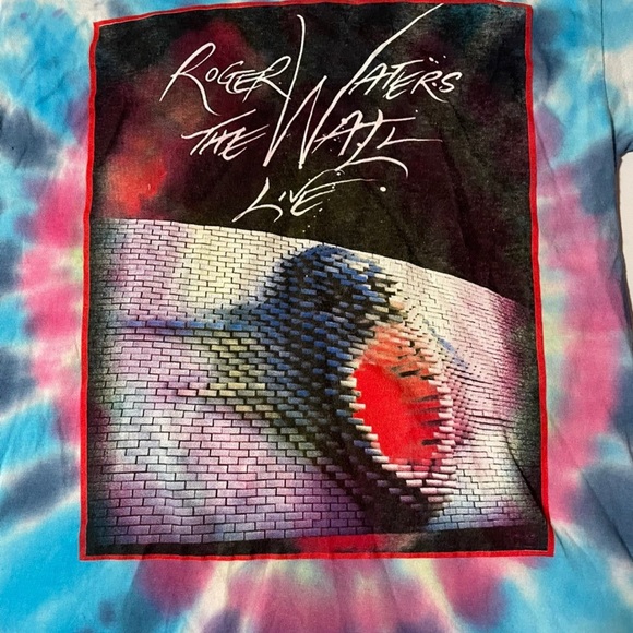 Vintage Roger Waters The Wall 2010 Tour Tee Shirt Size Small - Picture 3 of 4